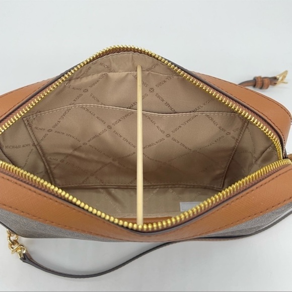 Michael Kors Large EW Crossbody Bag Brown - Picture 10 of 11